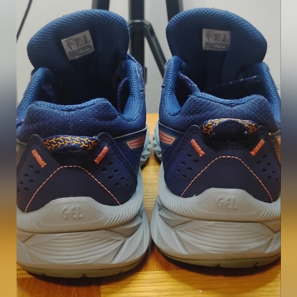 ASICS GEL Venture 9 Women's Trail Running Shoes Sneakers Size 8 W - Picture 4 of 16